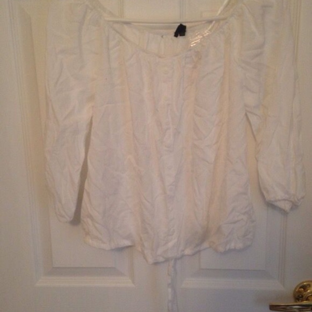 White half sleeve shirt
